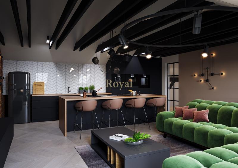 Royal1